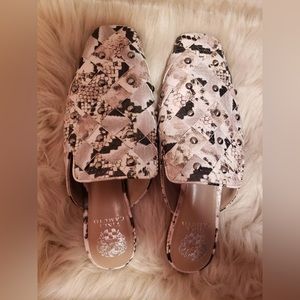 MUSSHOE Women Mules Comfortable Slip on Mules for Women Flats